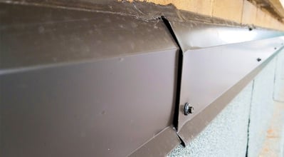 Reglet Def FAQ: How Does Roof Reglet Work in Roofing Systems?