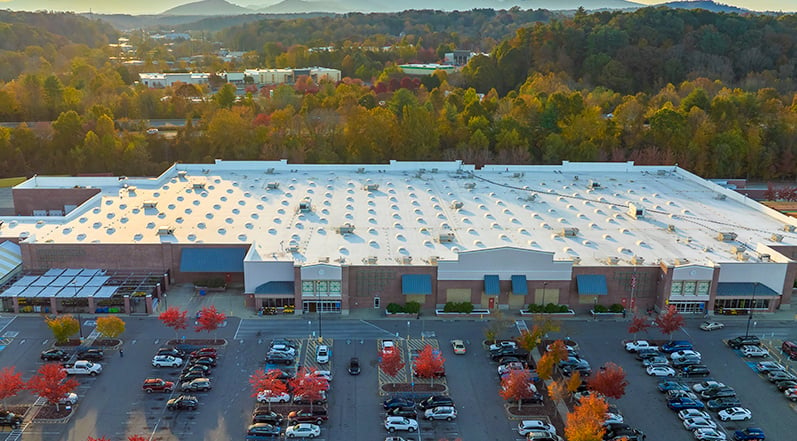 A Strong Commercial Roof