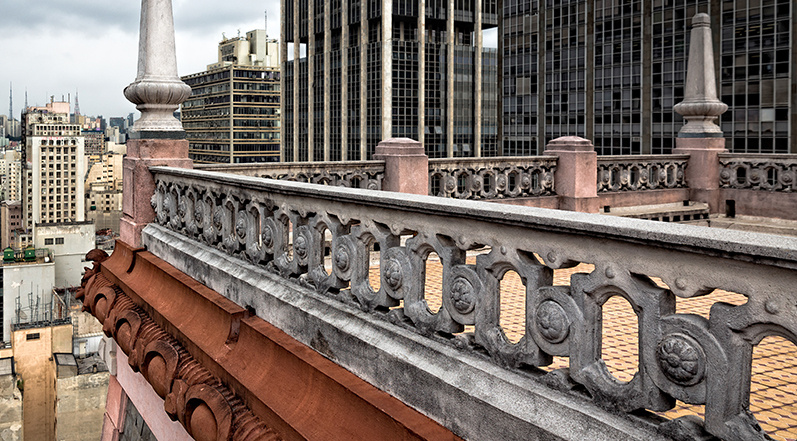 Flat Roof Parapet Walls