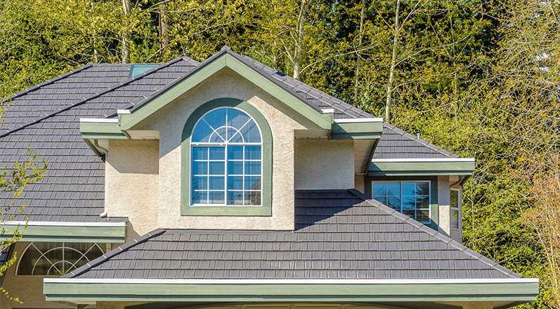 How Tampas Climate Affects Your Roof Warranty