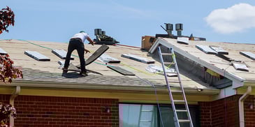 How to Plan Atlanta Roof Work Around Tenant Schedules