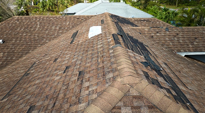 What is Roof Sag and How Much is an Acceptable Amount?