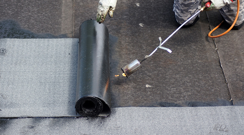 TPO Roll Roofing Versus Modified Bitumen: Pros and Cons