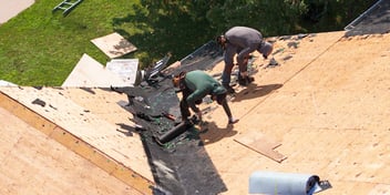 Roof-Over vs Full Tear-Off for Tampa Homes Compared