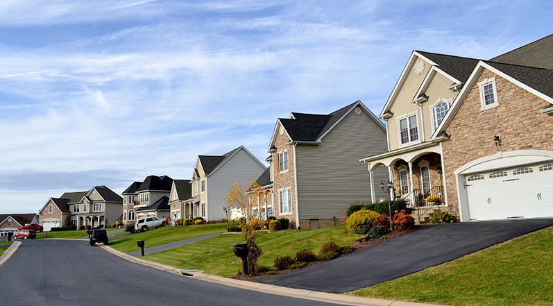 Suburban Homes in an HOA