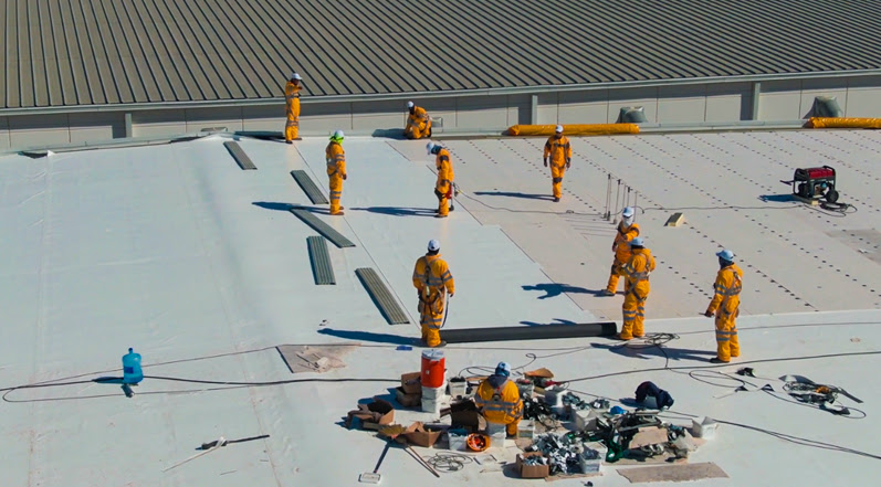 The Two Types of Roofing Warranties