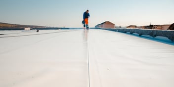 What Are The Benefits and Drawbacks of Rubber Roofs