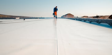 What Are The Benefits and Drawbacks of Rubber Roofs